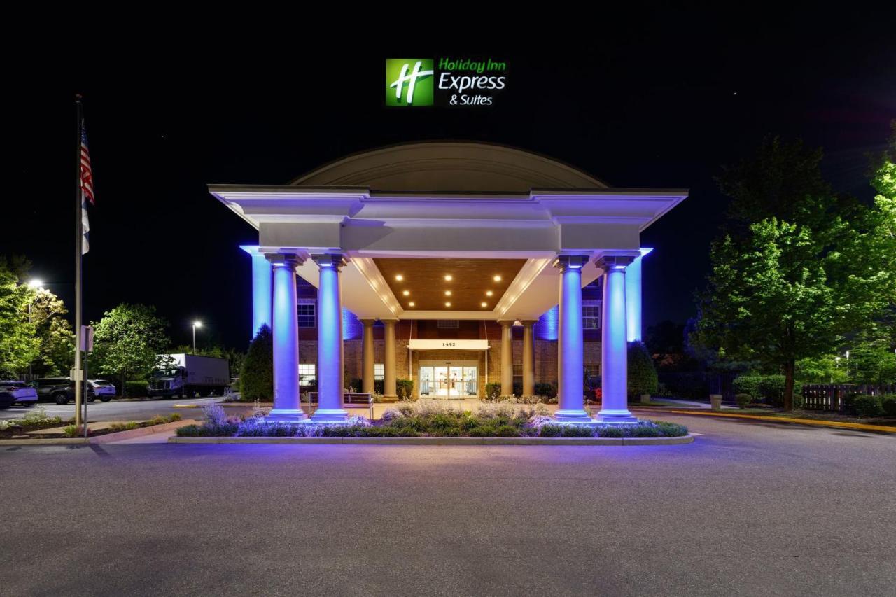 Holiday Inn Express & Suites Williamsburg By Ihg Εξωτερικό φωτογραφία