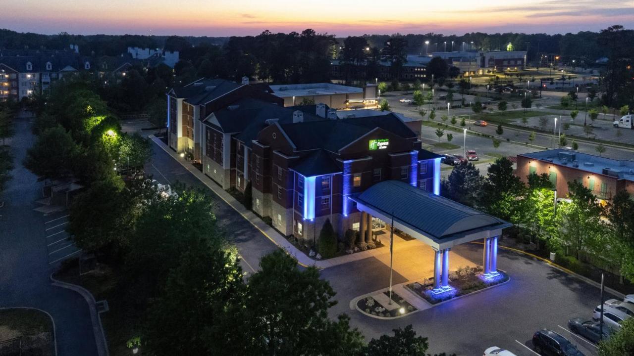 Holiday Inn Express & Suites Williamsburg By Ihg Εξωτερικό φωτογραφία