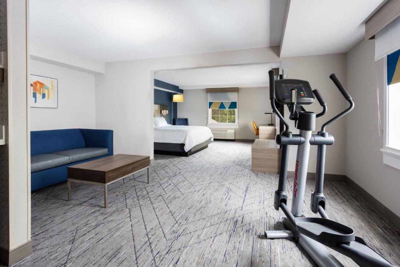 Holiday Inn Express & Suites Williamsburg By Ihg Εξωτερικό φωτογραφία