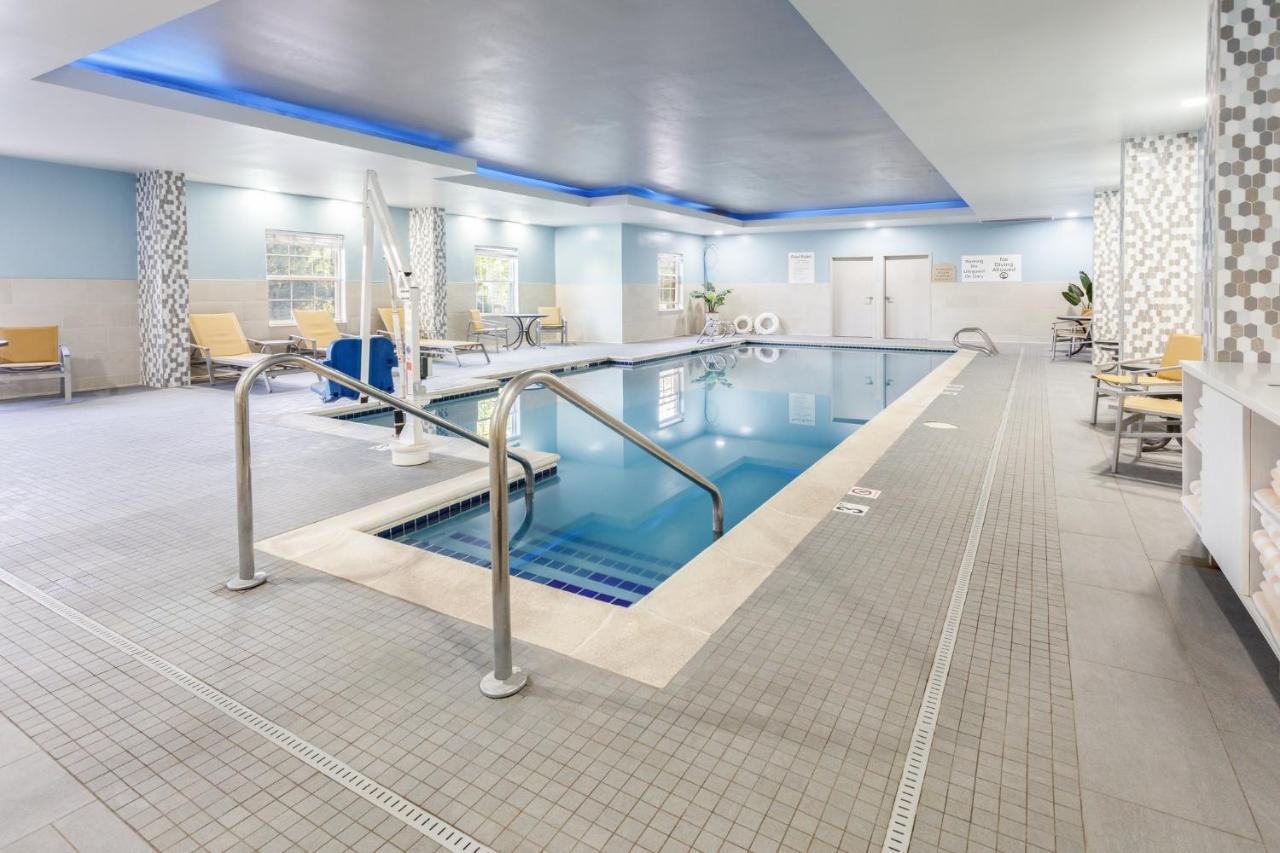 Holiday Inn Express & Suites Williamsburg By Ihg Εξωτερικό φωτογραφία