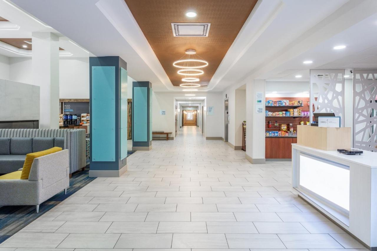 Holiday Inn Express & Suites Williamsburg By Ihg Εξωτερικό φωτογραφία
