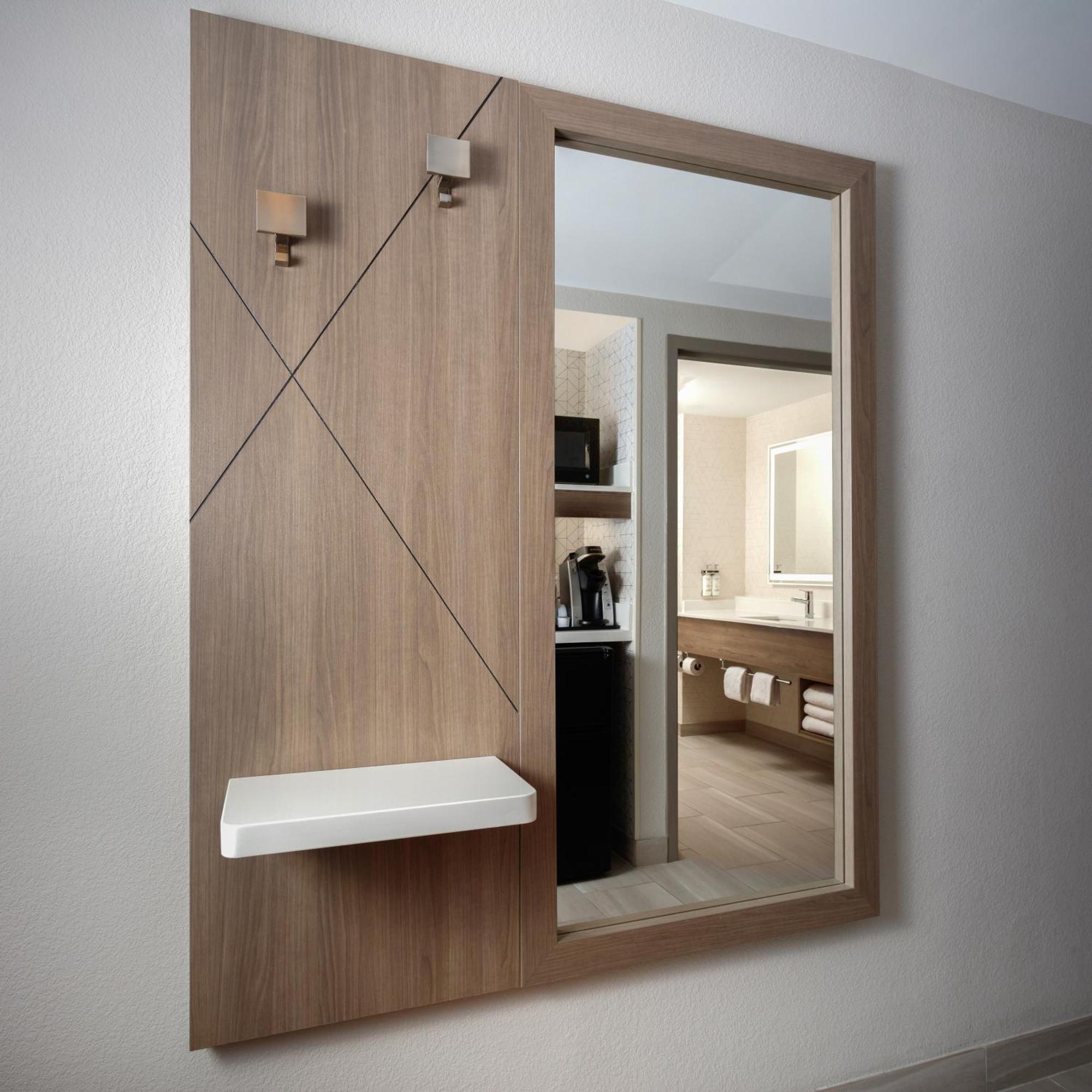 Holiday Inn Express & Suites Williamsburg By Ihg Εξωτερικό φωτογραφία