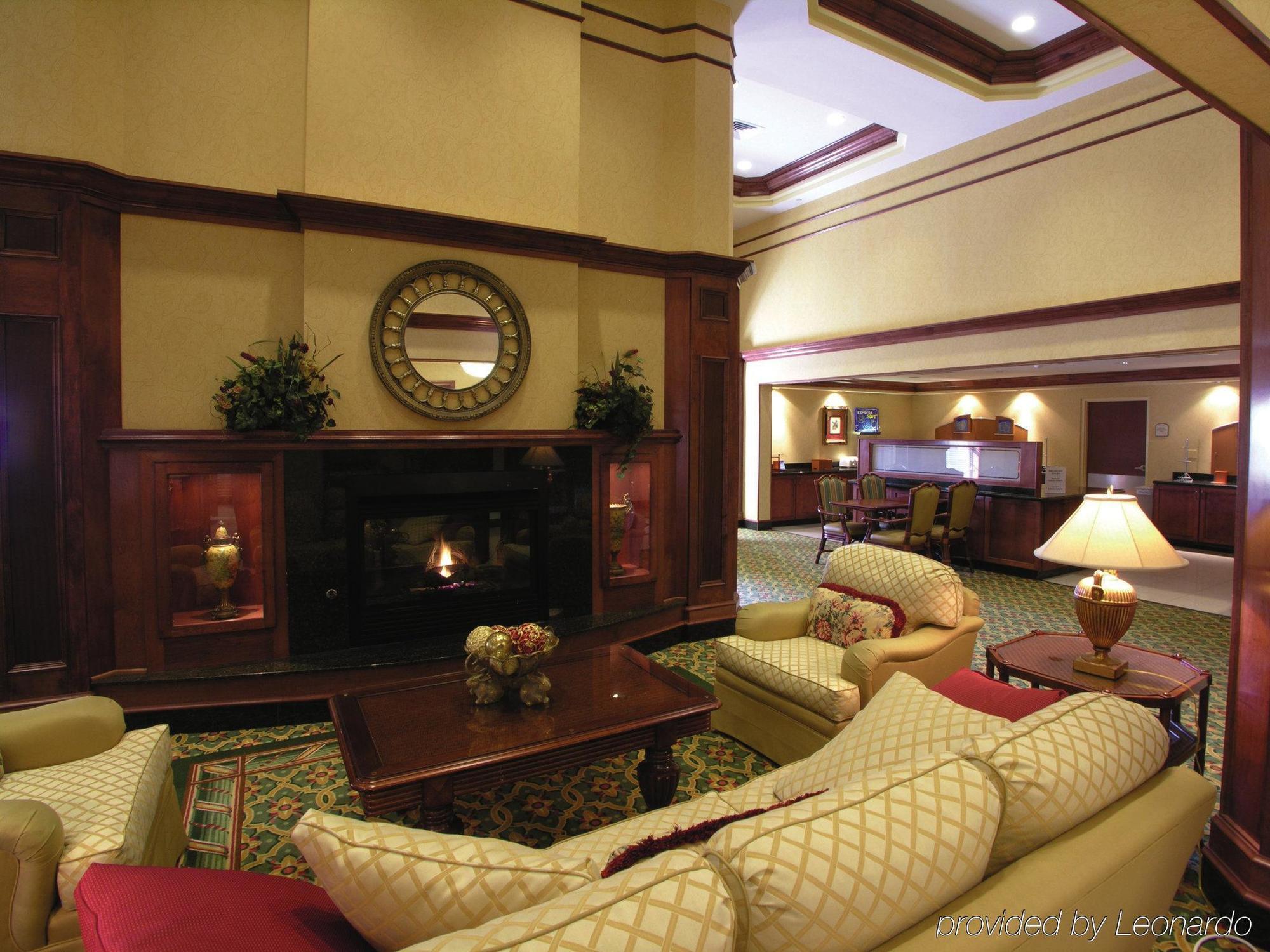 Holiday Inn Express & Suites Williamsburg By Ihg Εξωτερικό φωτογραφία