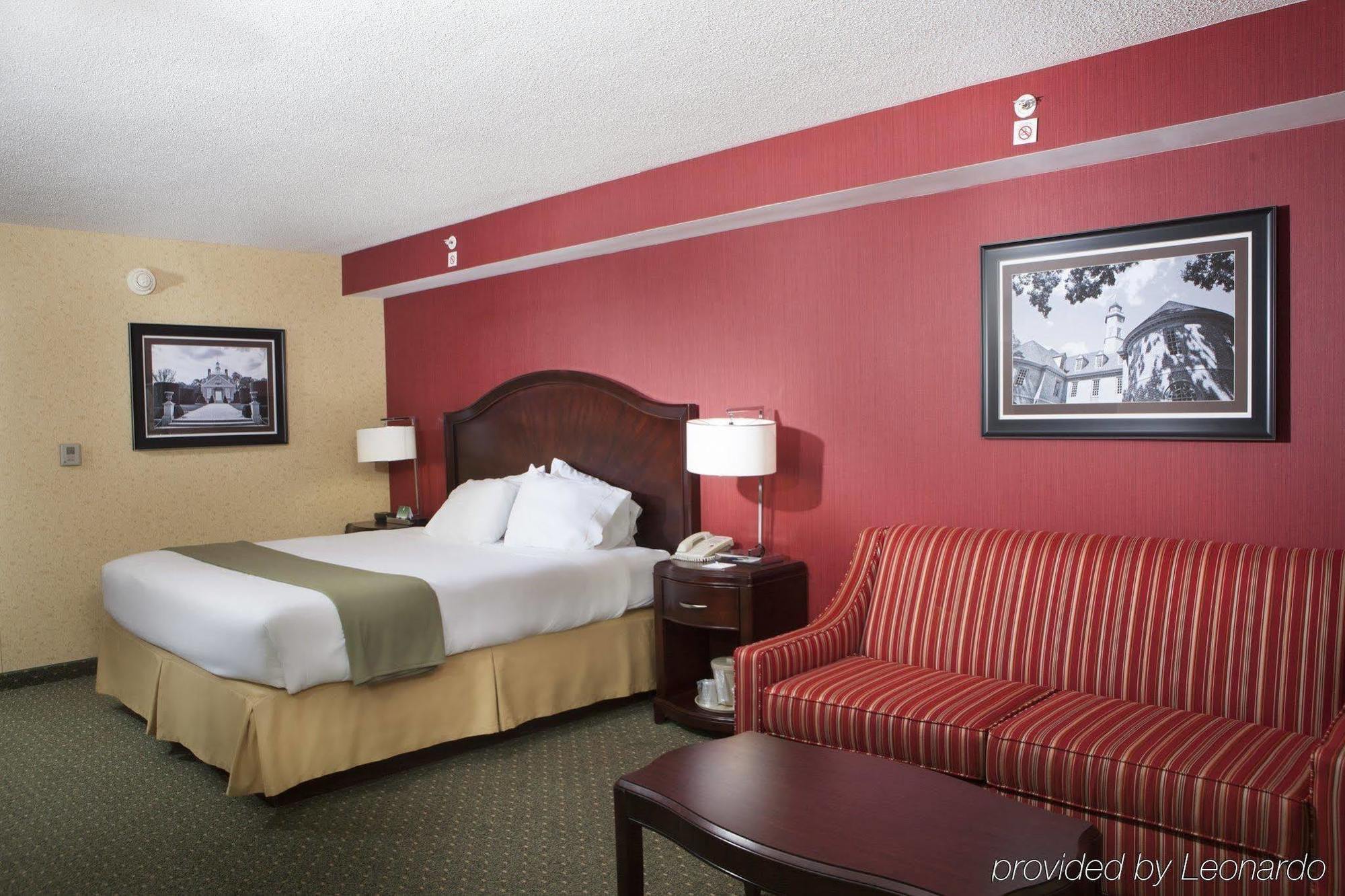 Holiday Inn Express & Suites Williamsburg By Ihg Εξωτερικό φωτογραφία