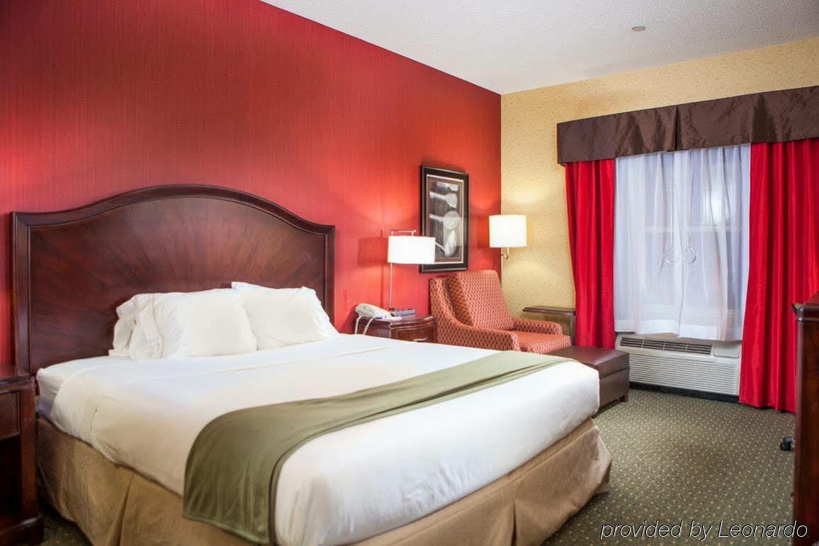 Holiday Inn Express & Suites Williamsburg By Ihg Εξωτερικό φωτογραφία